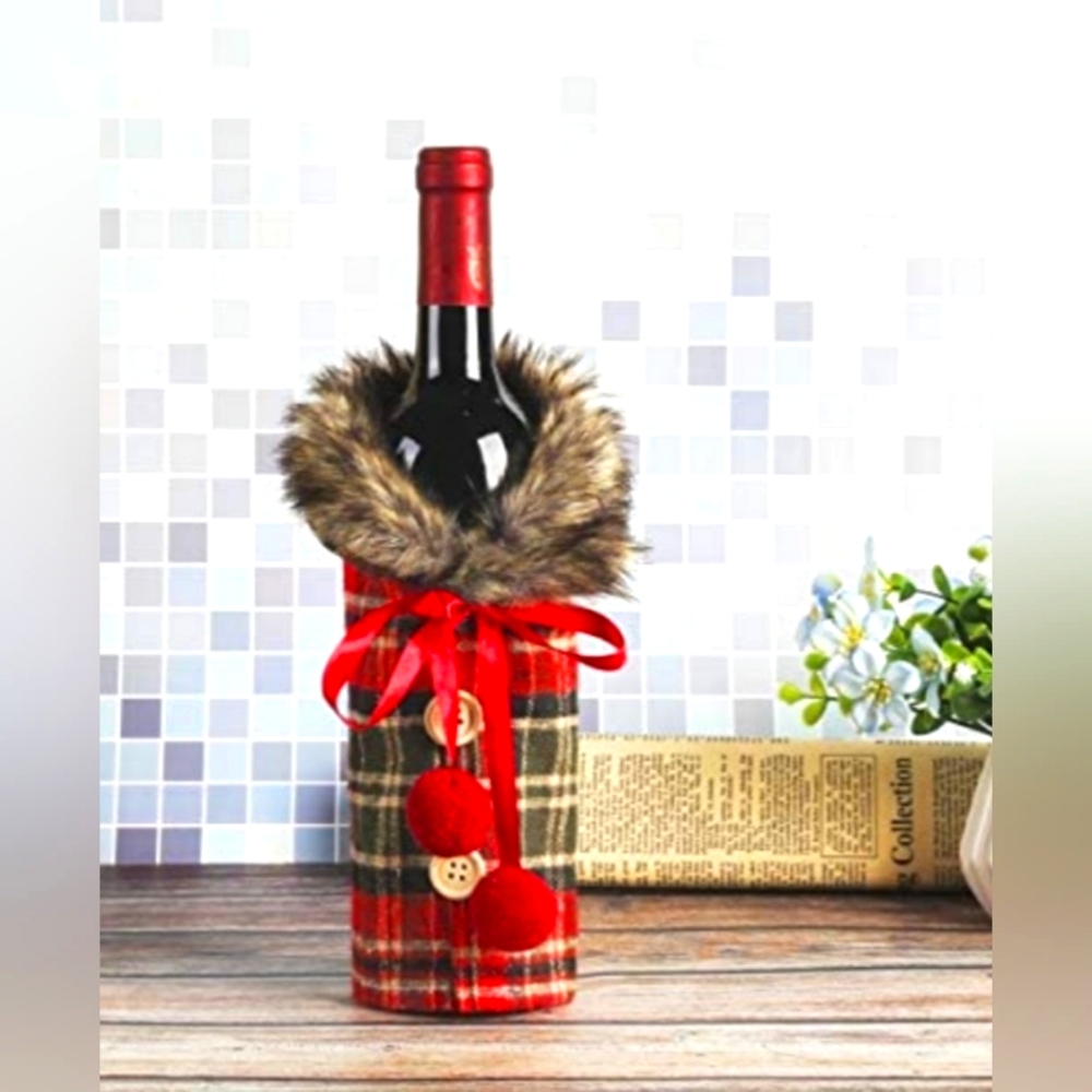Christmas Plaid Buttons Fur Collar Wine Bottle Cover